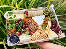 Load image into Gallery viewer, Cheese &amp; Fruit Platter
